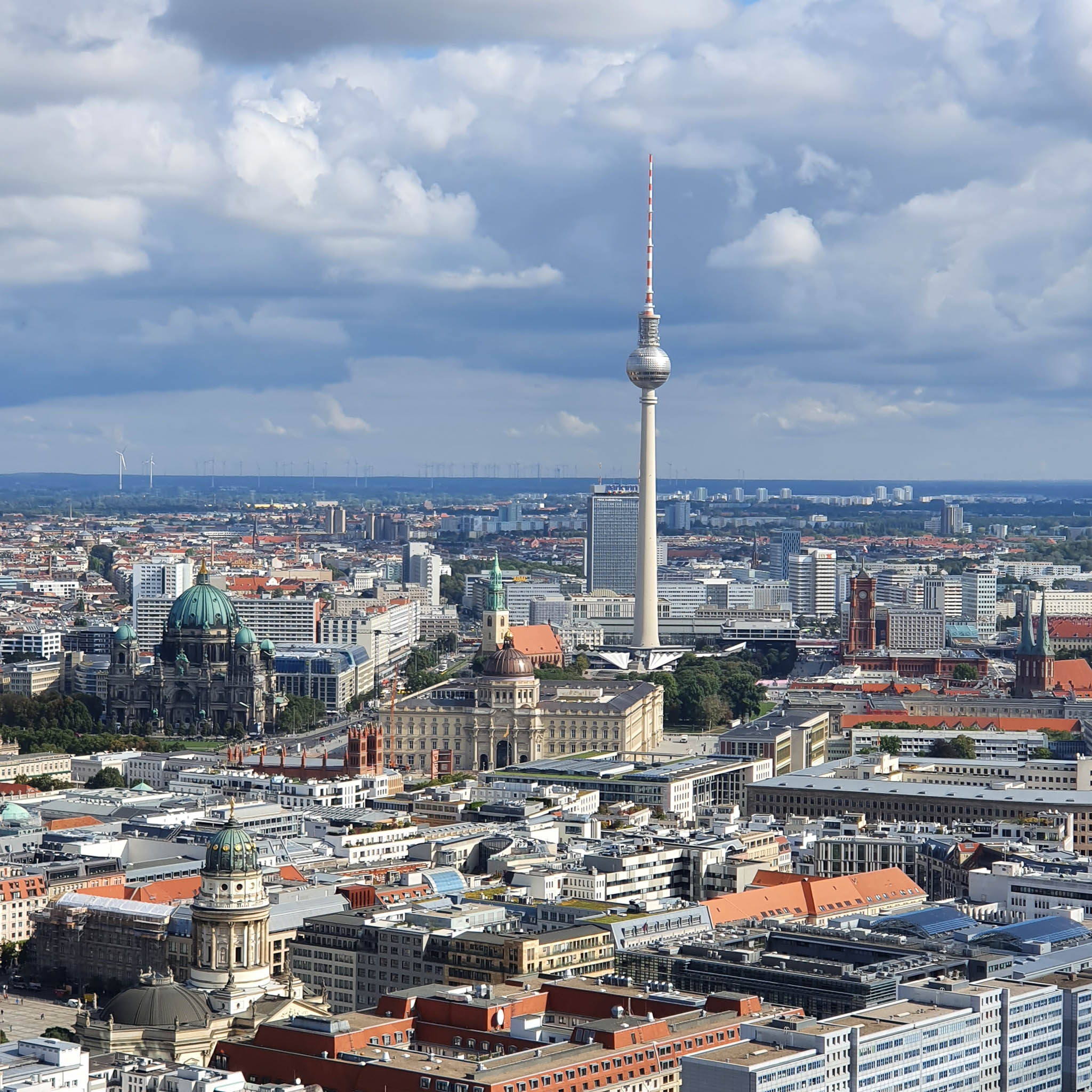 Berlin Aussicht auf dem Fernsehturm, Dom, Gendarmenmarkt
