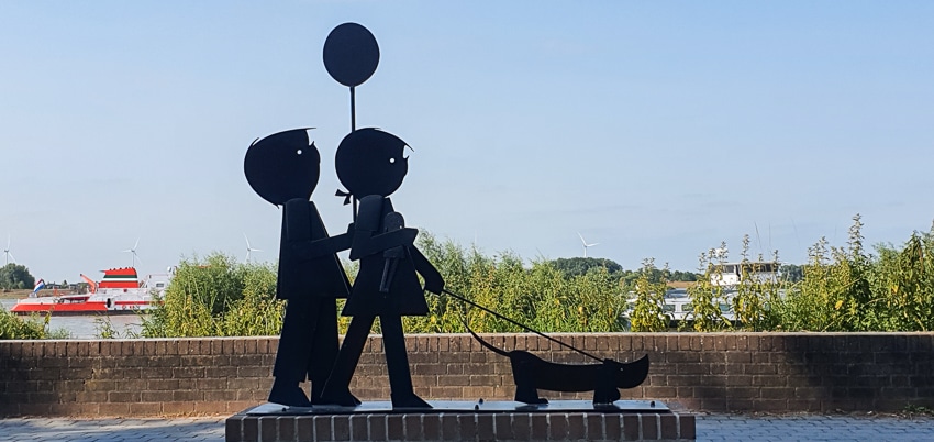 Jip und Janneke Skulptur in Zaltbommel